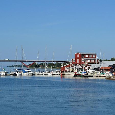 Hotell Nostalgi Motala Exterior foto
